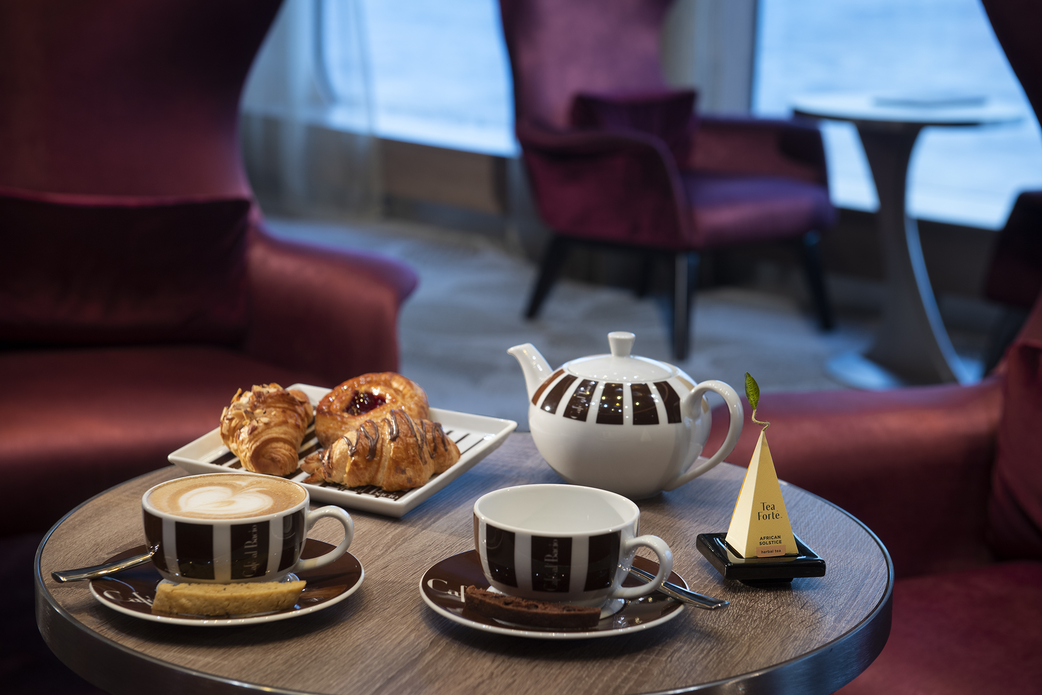 Celebrity Apex Cafe AlBacio Tea.jpg